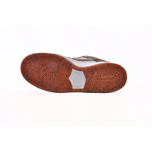 Nike SB Dunk Low Crushed D.C. DH7782-001