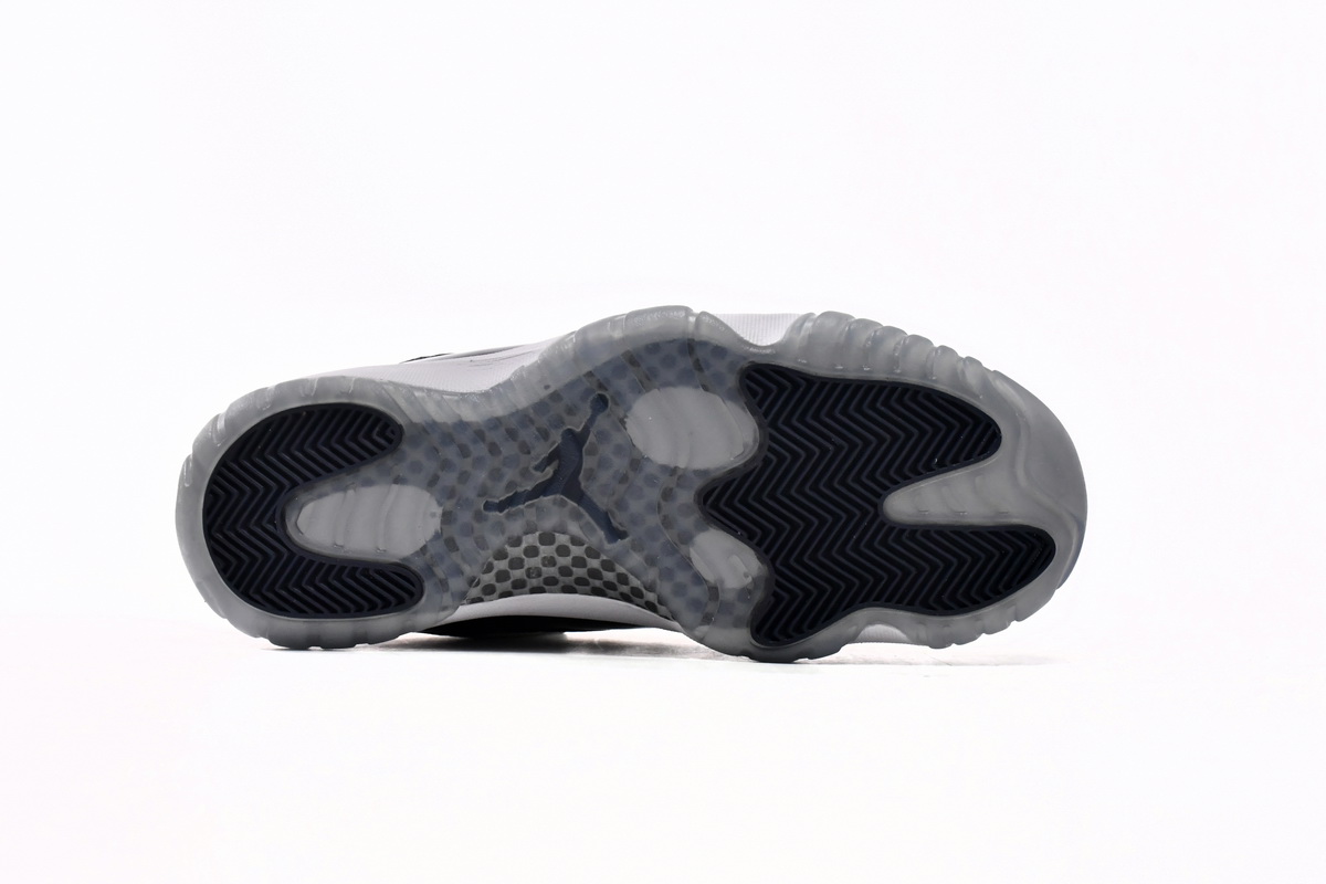 Jordan 11 Retro Low Georgetown 528895-007