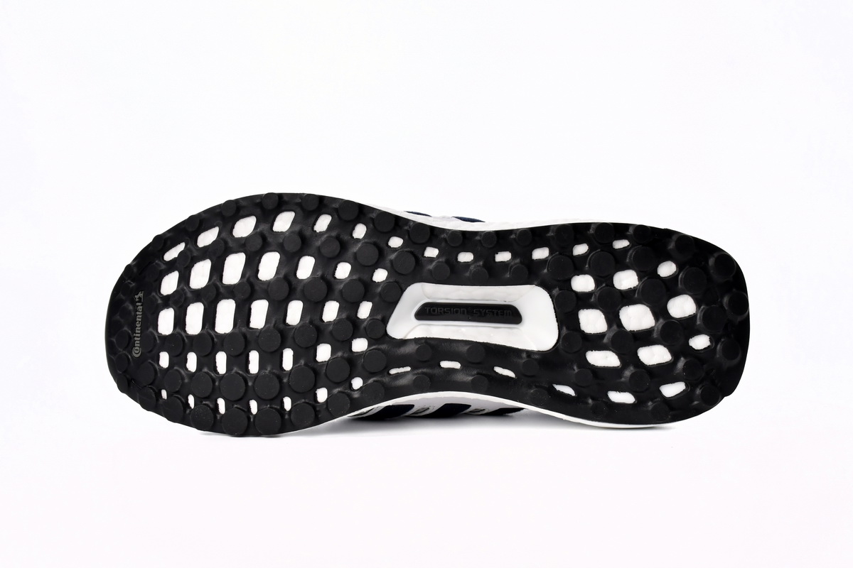 adidas UltraBoost 4.0 White Collegiate Navy FY9337