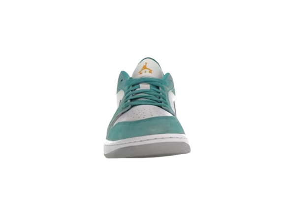 Jordan 1 Low SE New Emerald DN3705-301