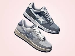 Let's take a look at the beautiful bag bape sta reps best women reps
