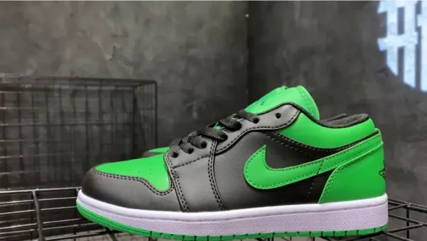 Jordan 1 Low Lucky Green 02: Which is your Lucky Green ?