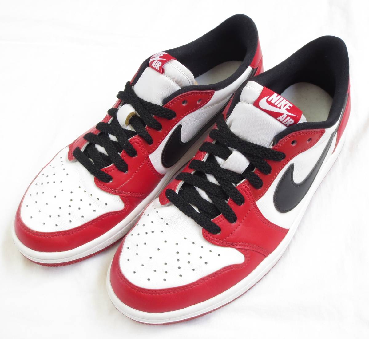 ナイキ ジョーダン1 OG シカゴ 2016年 705329-600 AIR JORDAN 1 LOW OG CHICAGO レアモデル  品(26.0cm)｜売買されたオークション情報、yahooの商品情報をアーカイブ公開 - オークファン（aucfan.com）