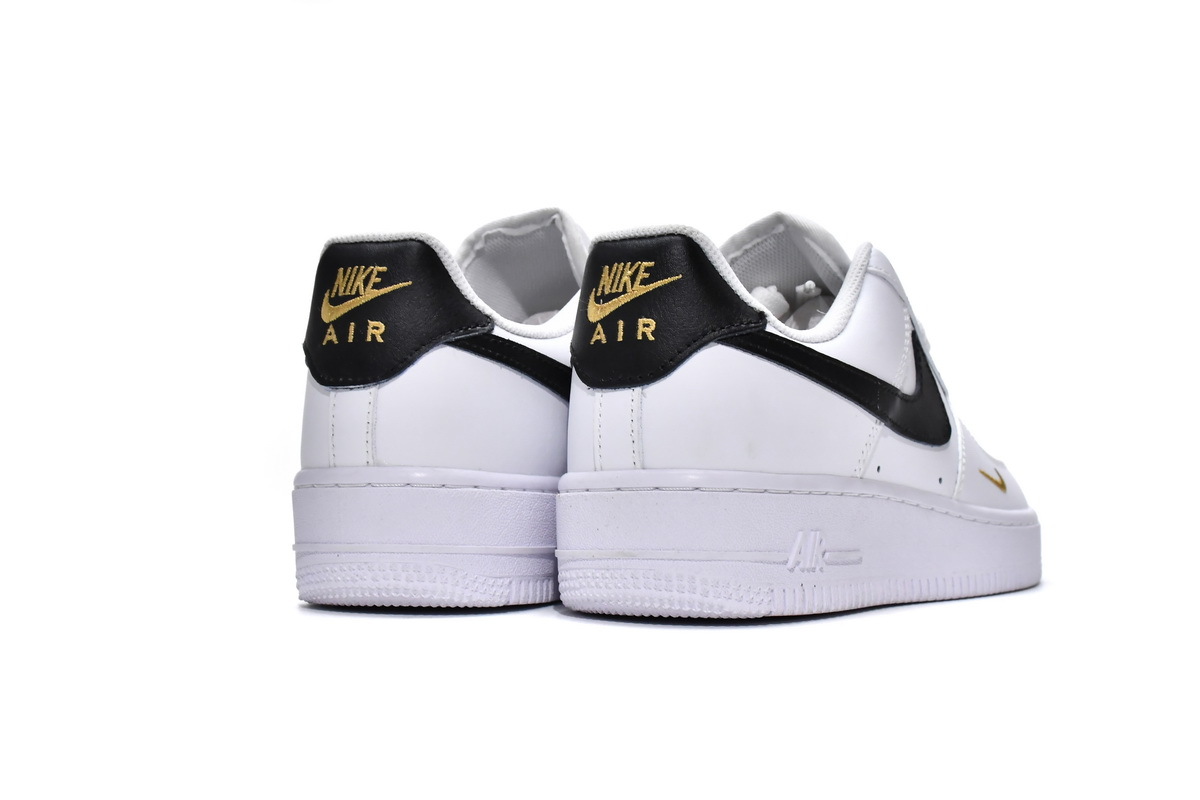 BoostMasterLin Air Force 1 Low &#39;07 Essential White Black Gold Mini Swoosh CZ0270-102
