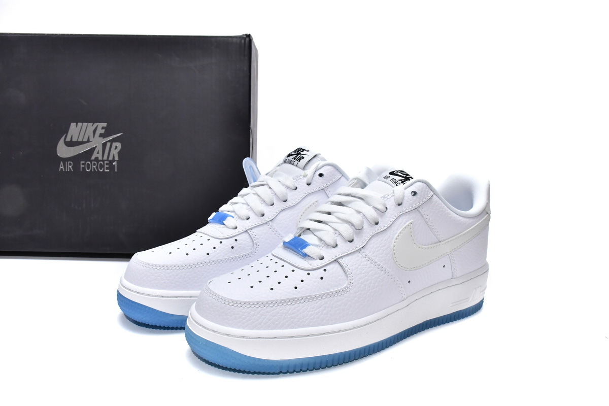 BoostMasterLin Air Force 1 Low UV Reactive Swoosh DA8301-101
