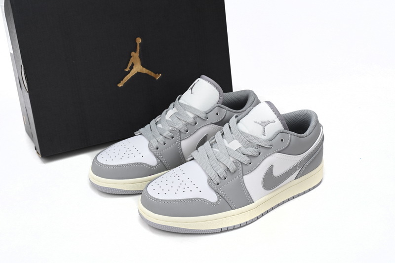 BoostMasterLin Air Jordan 1 Low Vintage Stealth Grey 553560-053
