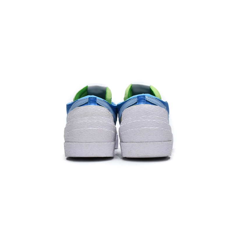 BoostMasterLin Blazer Low sacai KAWS Neptune Blue DM7901-400