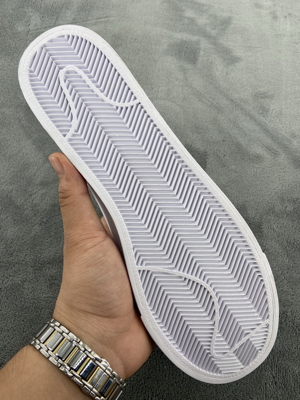 BoostMasterLin Blazer Mid 7 DN7996-100