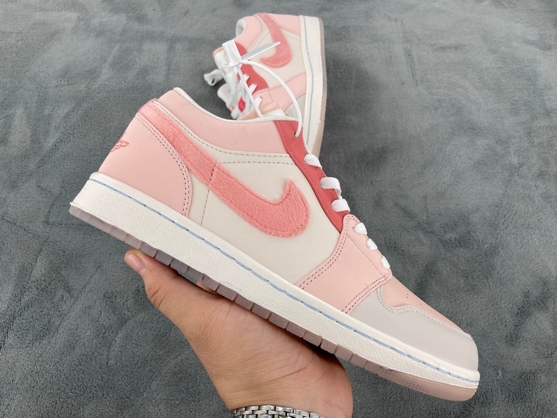 BoostMasterLin Jordan 1 Low SE Mighty Swooshers Pink (W) DM5443-666 