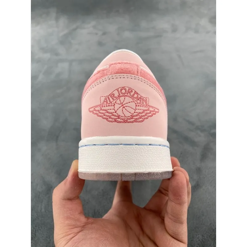 BoostMasterLin Jordan 1 Low SE Mighty Swooshers Pink (W) DM5443-666 