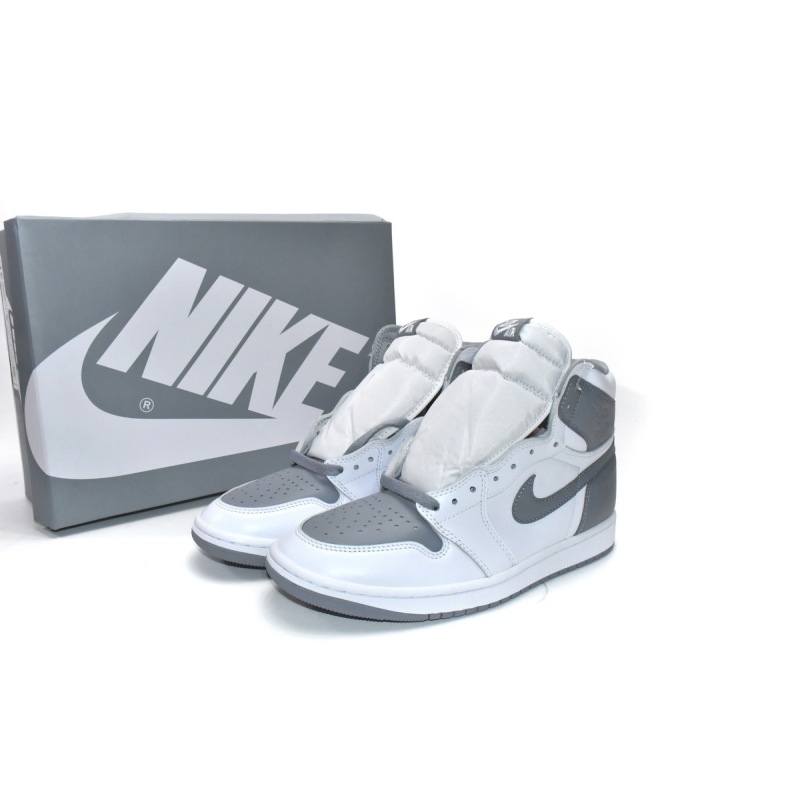 BoostMasterLin Jordan 1 Retro High OG Stealth 555088-037