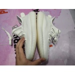 BoostMasterLin Yeezy Boost 350 V2 Cream/Triple White CP9366