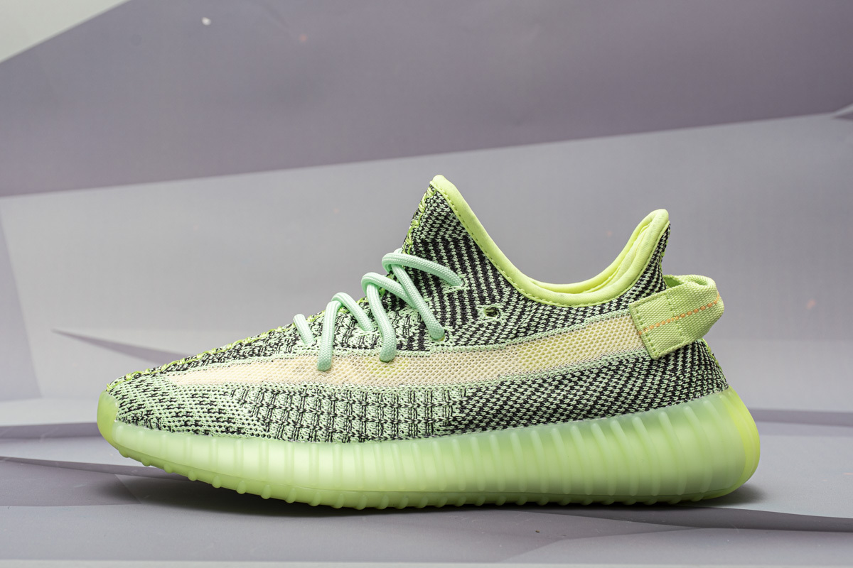 BoostMasterLin Yeezy Boost 350 V2 Yeezreel (Reflective) FX4130