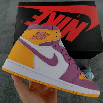 OG Air Jordan 1 High OG  Brotherhood 555088-706 02