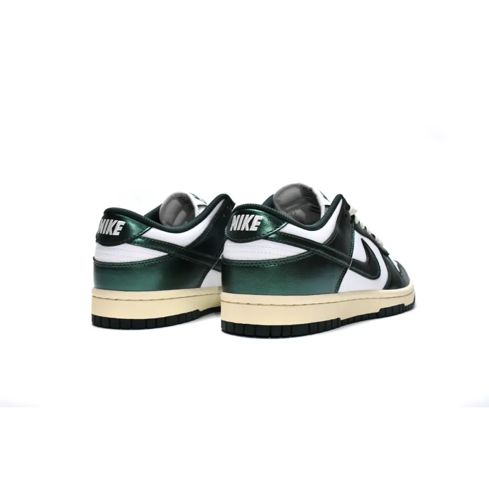OG Dunk Low Vintage Green DQ8580-100