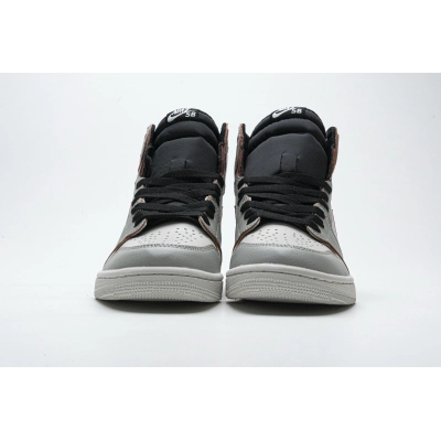 og Jordan 1 Retro High OG Defiant SB NYC to Paris CD6578-006 02