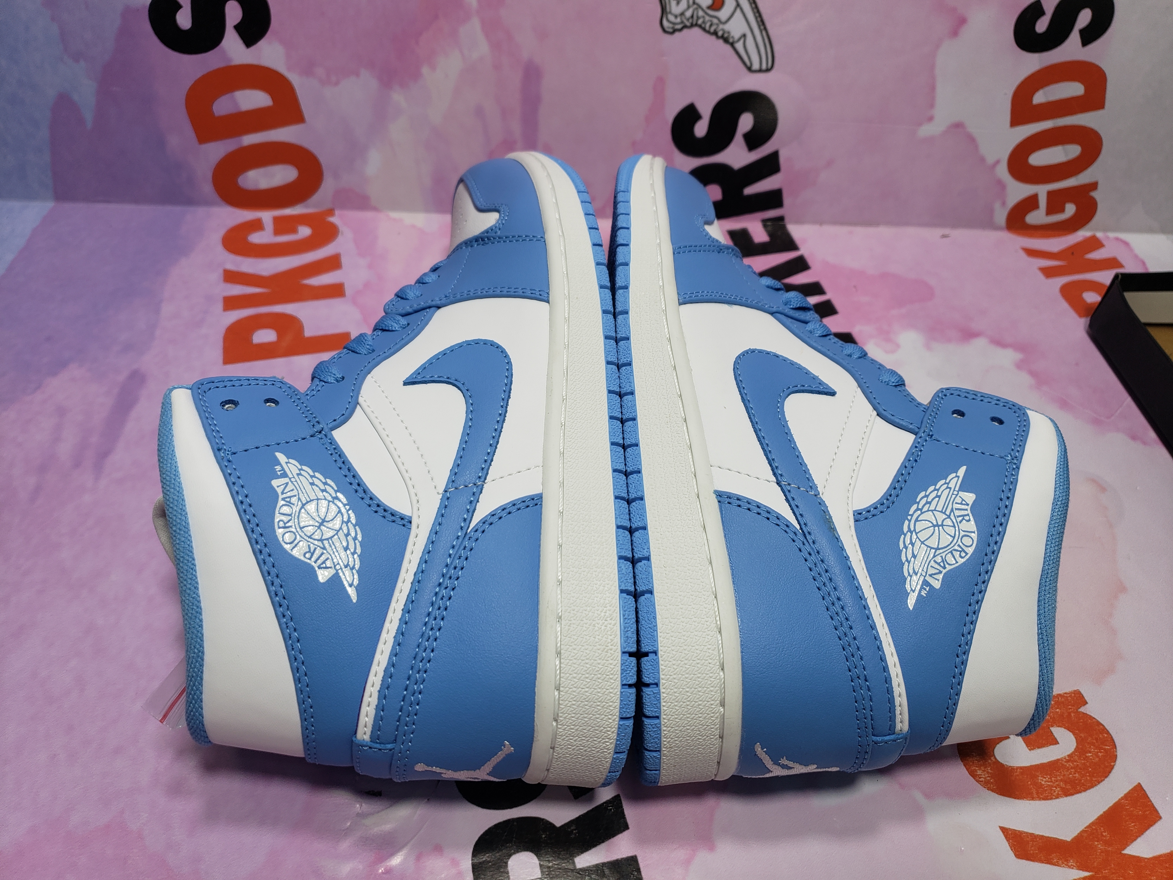 og Jordan 1 Retro Mid UNC 575441-117