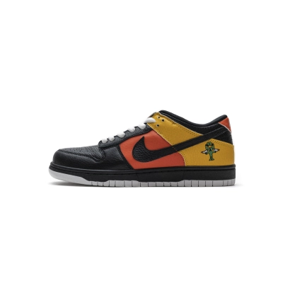og SB Dunk Low  Raygun 304292-803 01