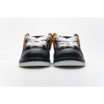 og SB Dunk Low  Raygun 304292-803