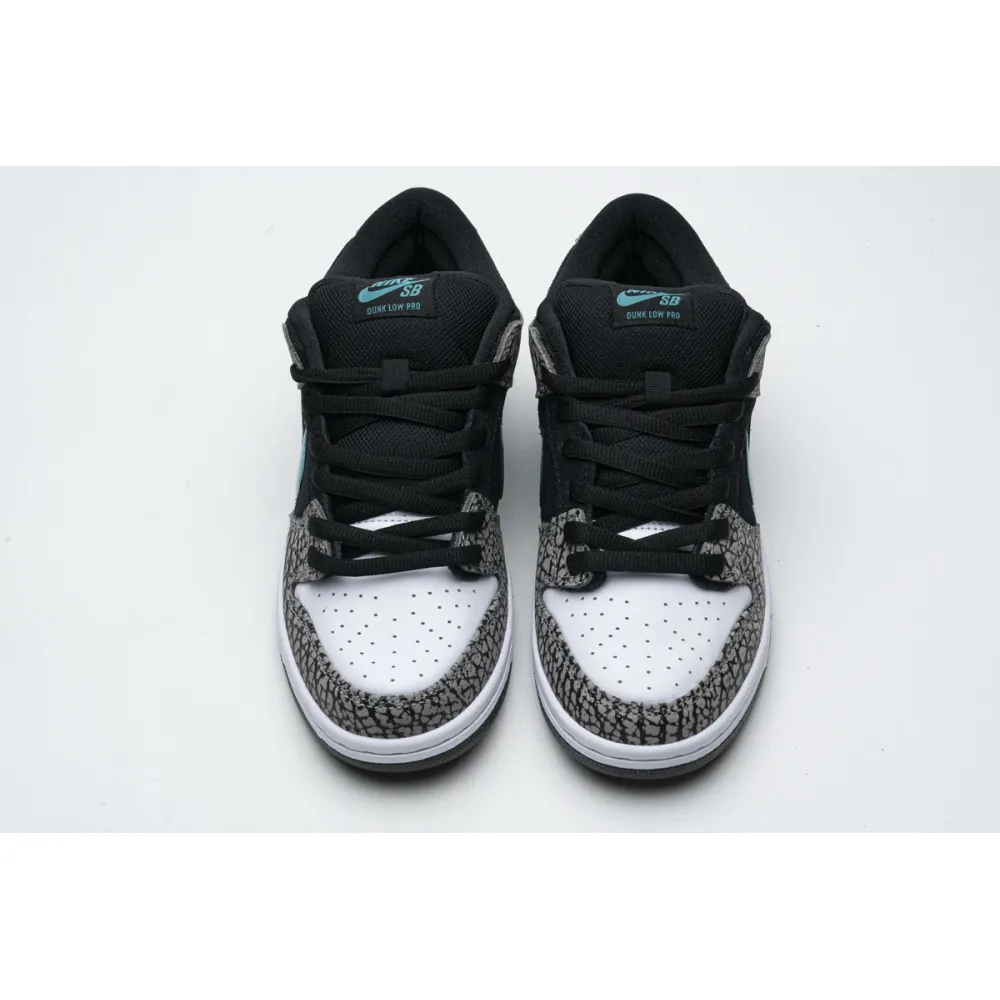 og SB Dunk Low atmos Elephant BQ6817-009