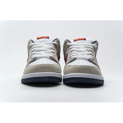 og SB Dunk Low Crimson 304292-161 02