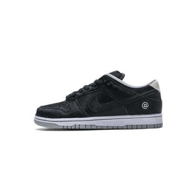 og SB Dunk Low Medicom Toy (2020) CZ5127-001 01