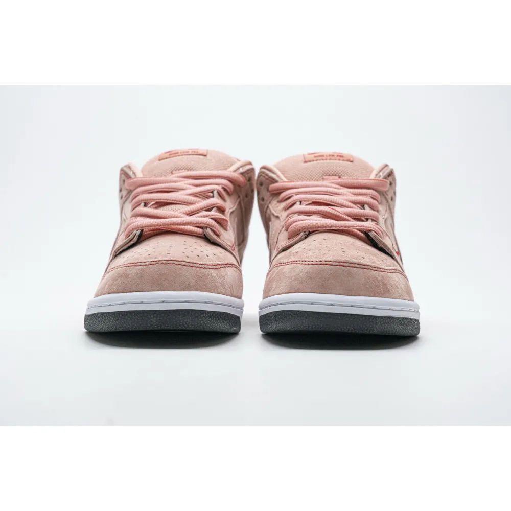 og SB Dunk Low Pink Pig CV1655-600