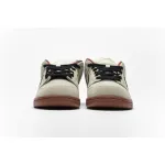 og SB Dunk Low Pro Hennessy BQ6817-100 ,
