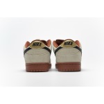 og SB Dunk Low Pro Hennessy BQ6817-100 ,
