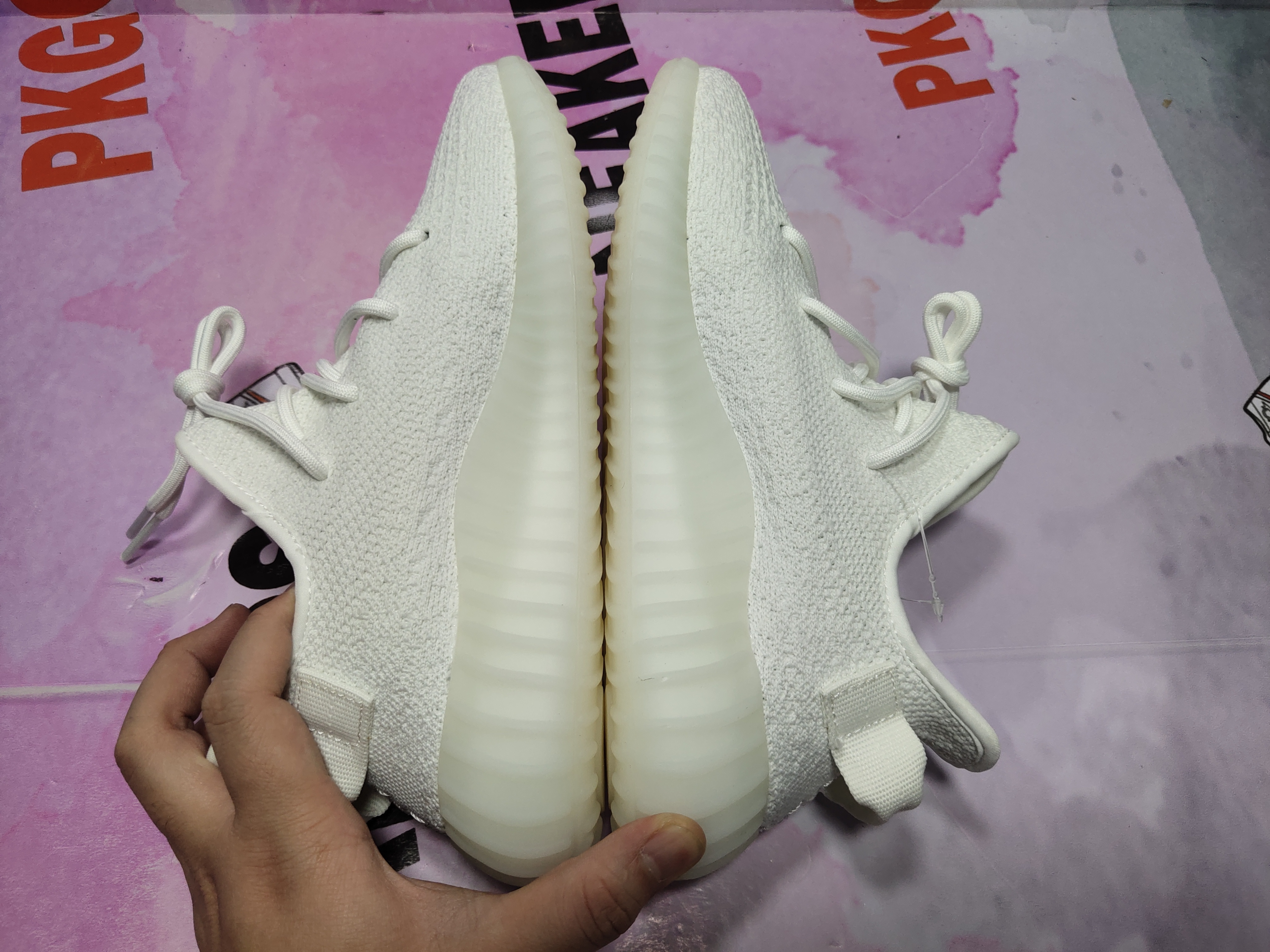og Yeezy Boost 350 V2 Cream/Triple White CP9366