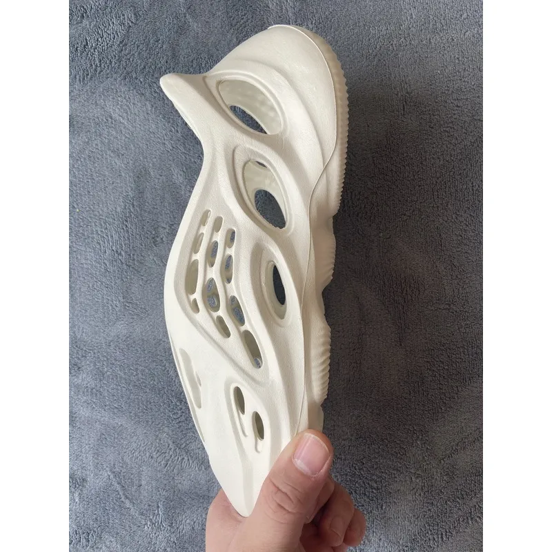 og Yeezy Foam RNNR Ararat G55486