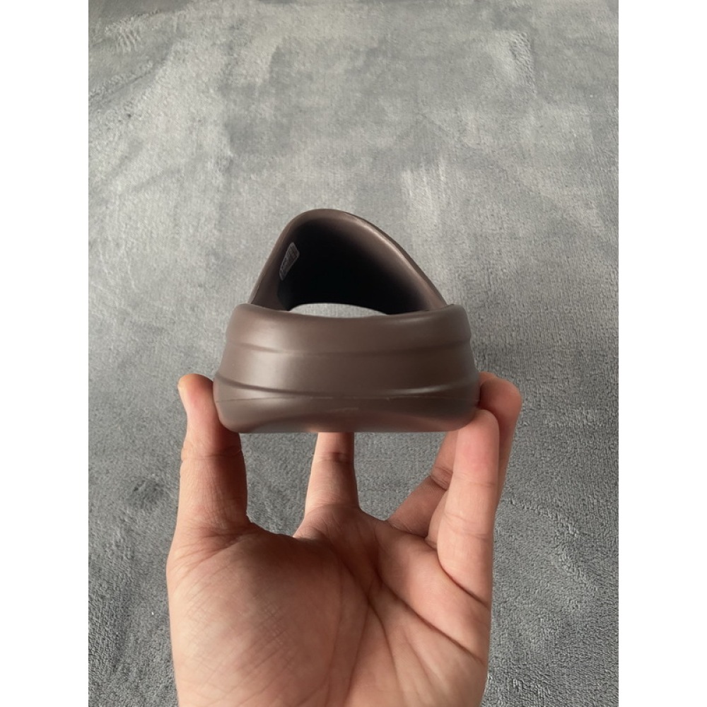 og Yeezy Slide Soot GX6141