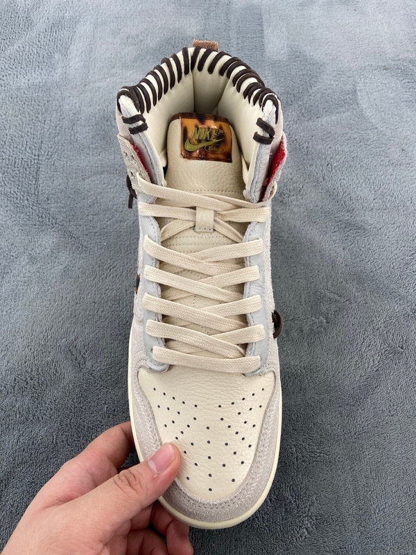 PKGoden Bodega x Dunk High &#39;Friends &amp; Family&#39; CZ8125-100