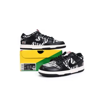 PKGoden SB Dunk Low  QS Quartersnacks Zebra DM3510-001 02