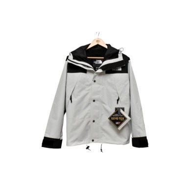 PKGoden THE NORTH FACE Black and White Mountain Jacket 01