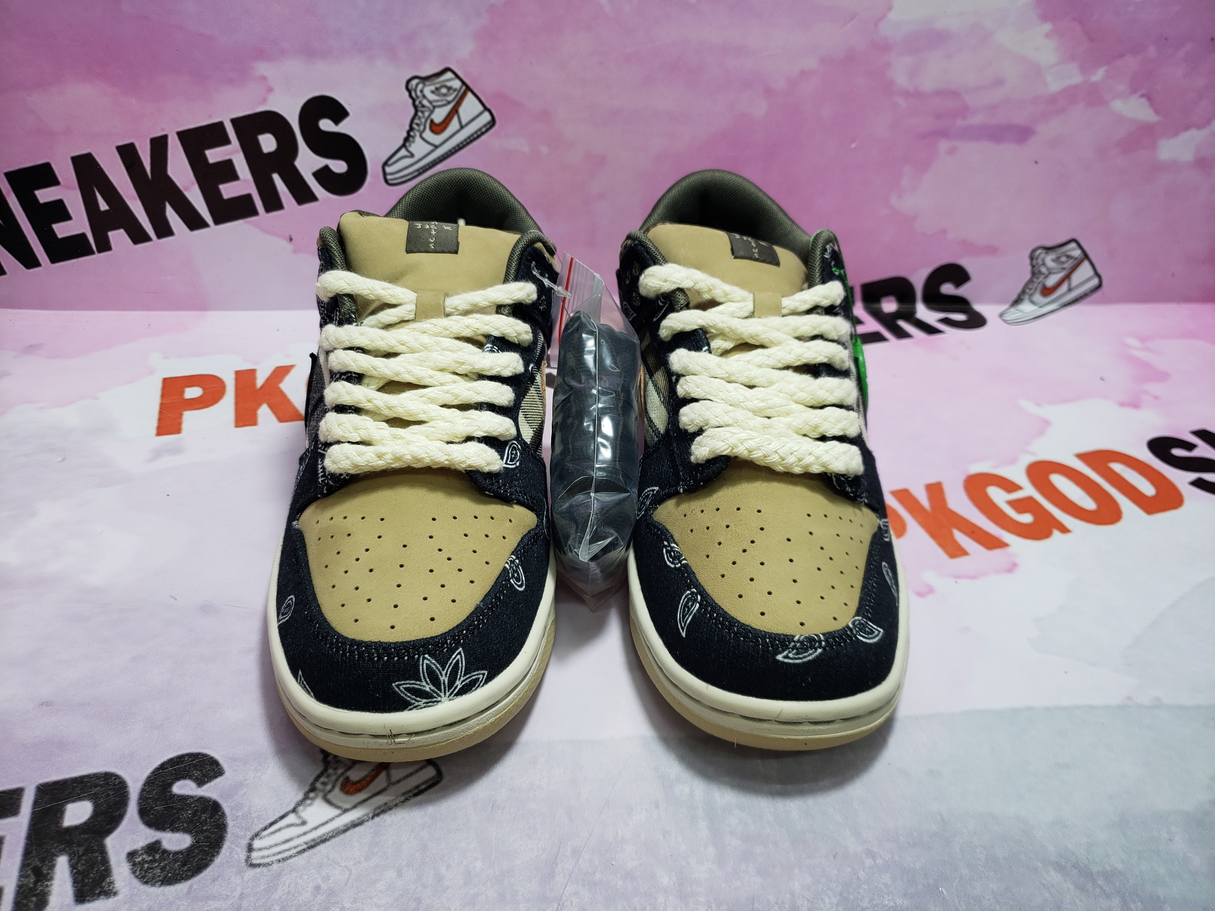 🔥BF 50% OFF🔥 PKGoden SB Dunk Low Travis Scott CT5053-001