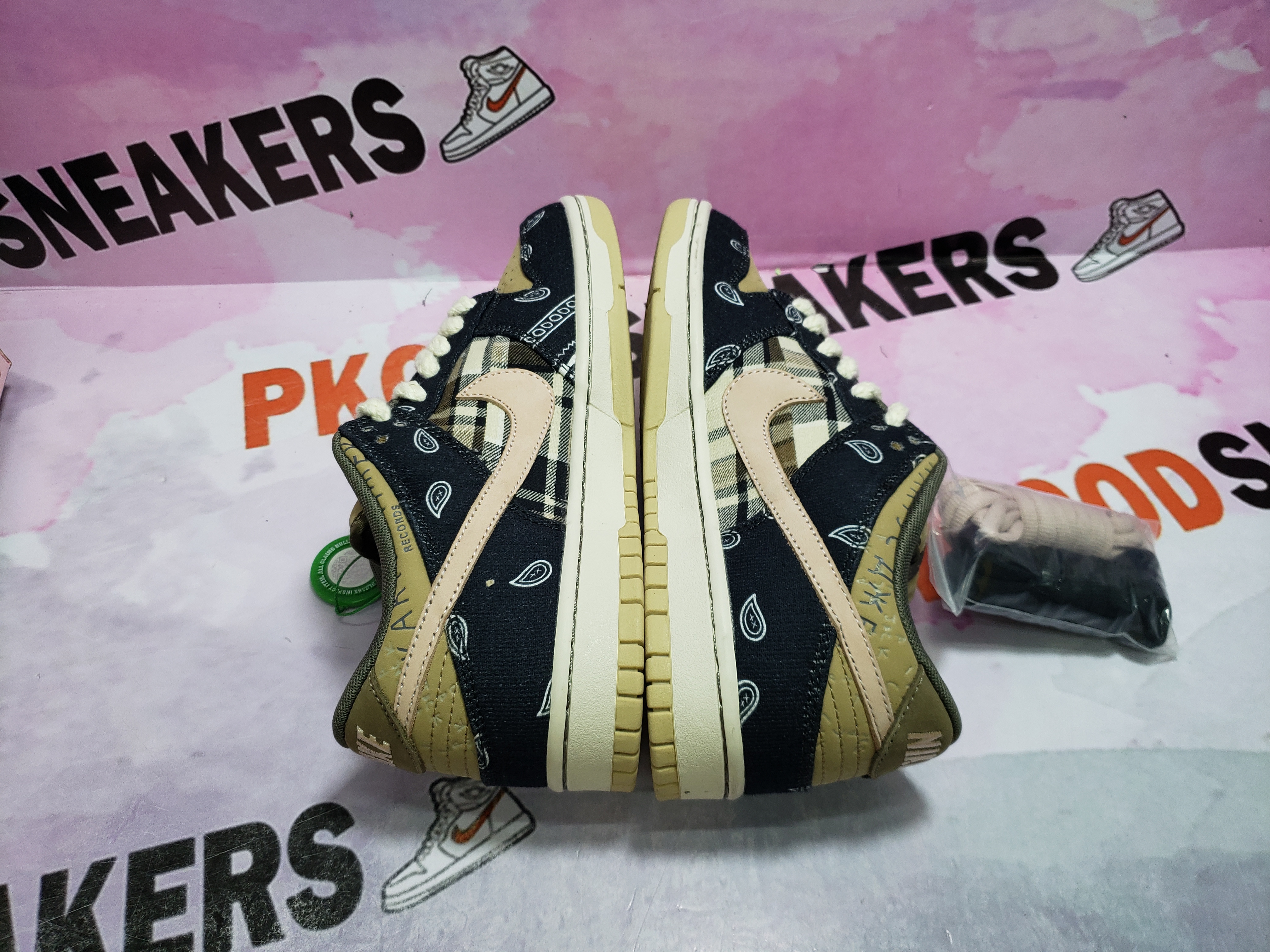 🔥BF 50% OFF🔥 PKGoden SB Dunk Low Travis Scott CT5053-001