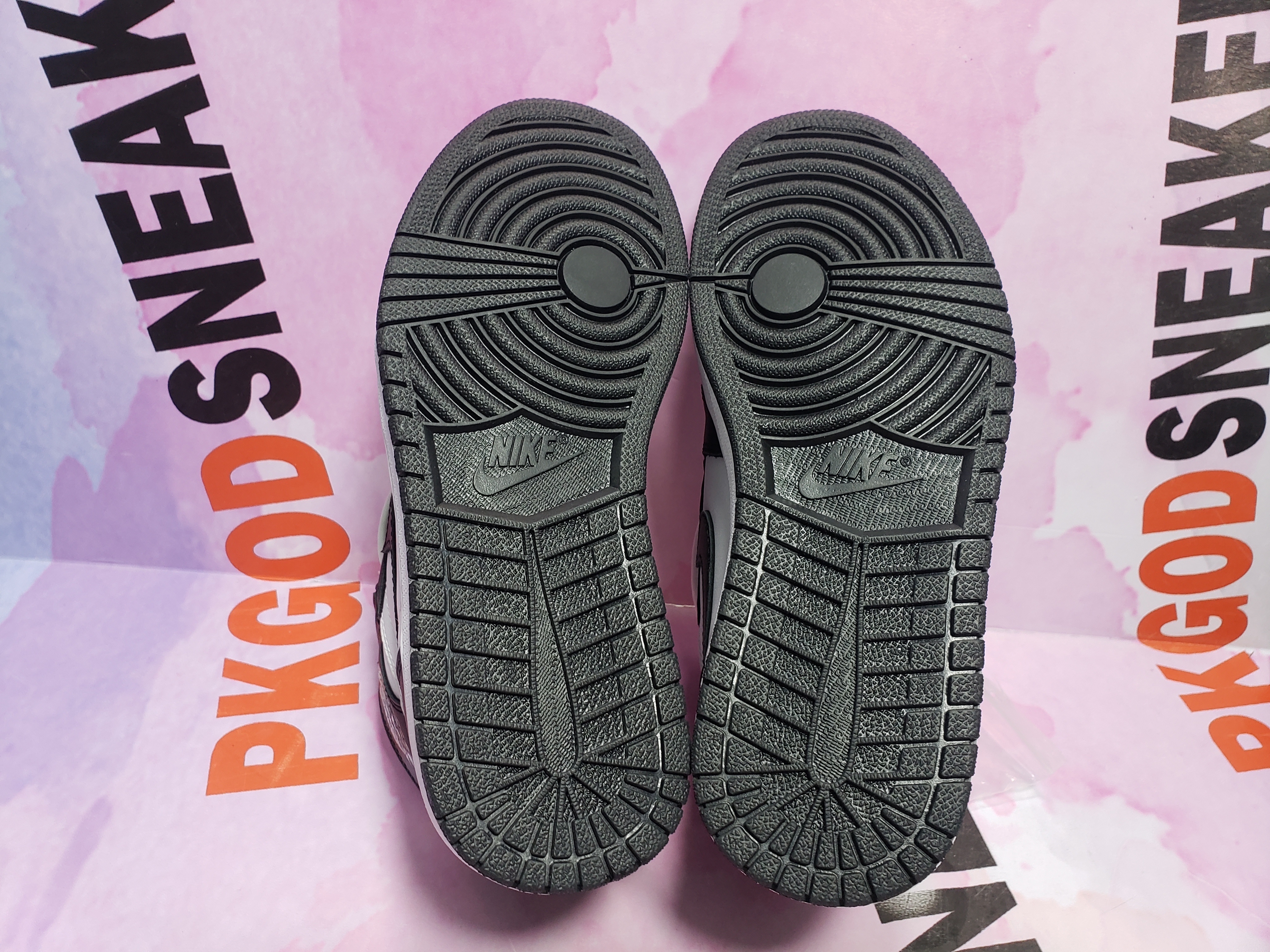 PKGoden Jordan 1 Retro Black White (2014) 555088-010