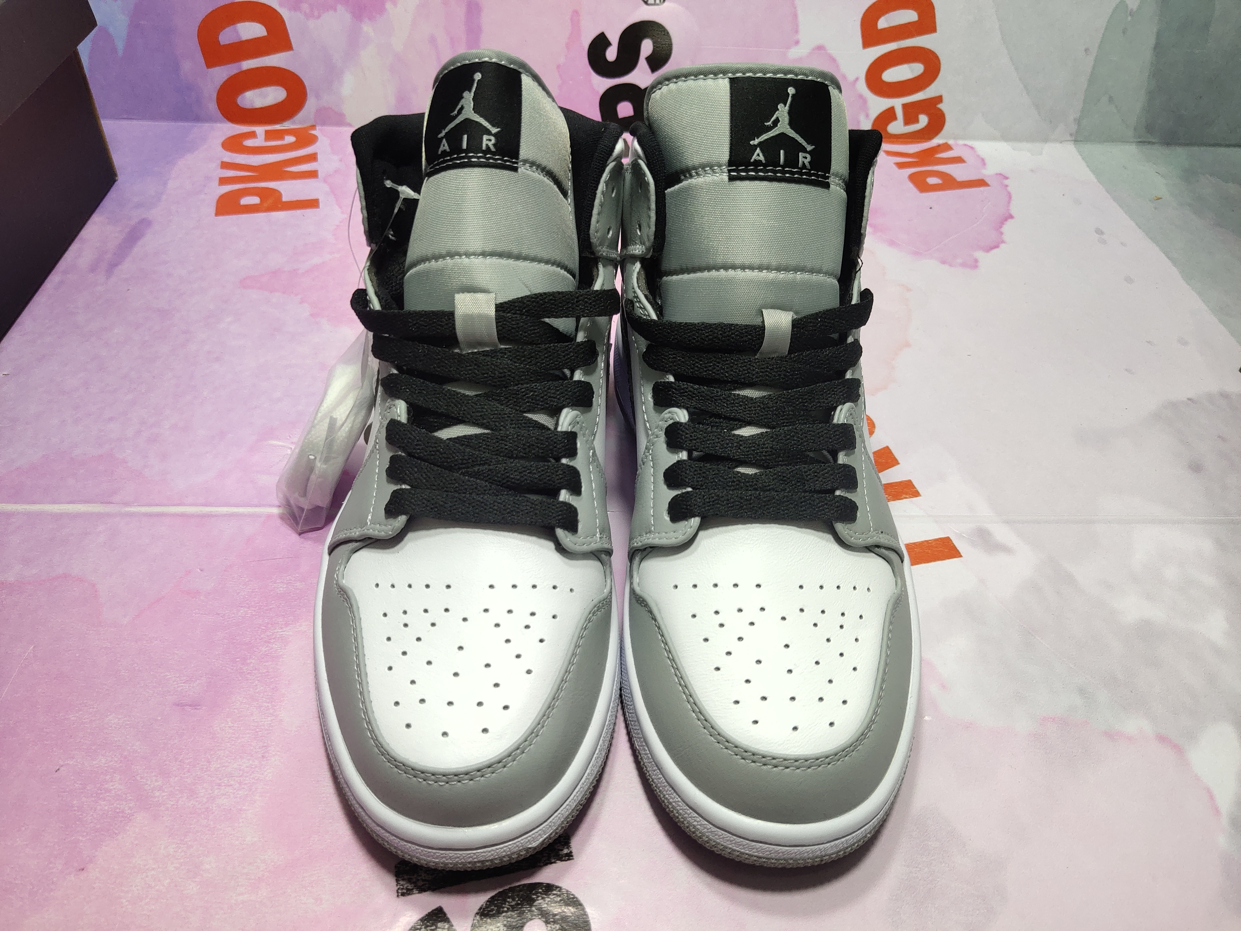 og Jordan 1 Mid Light Smoke Grey 554724-092