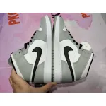 og Jordan 1 Mid Light Smoke Grey 554724-092