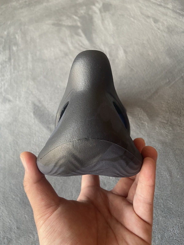 og Yeezy Foam RNNR Mineral Blue GV7903