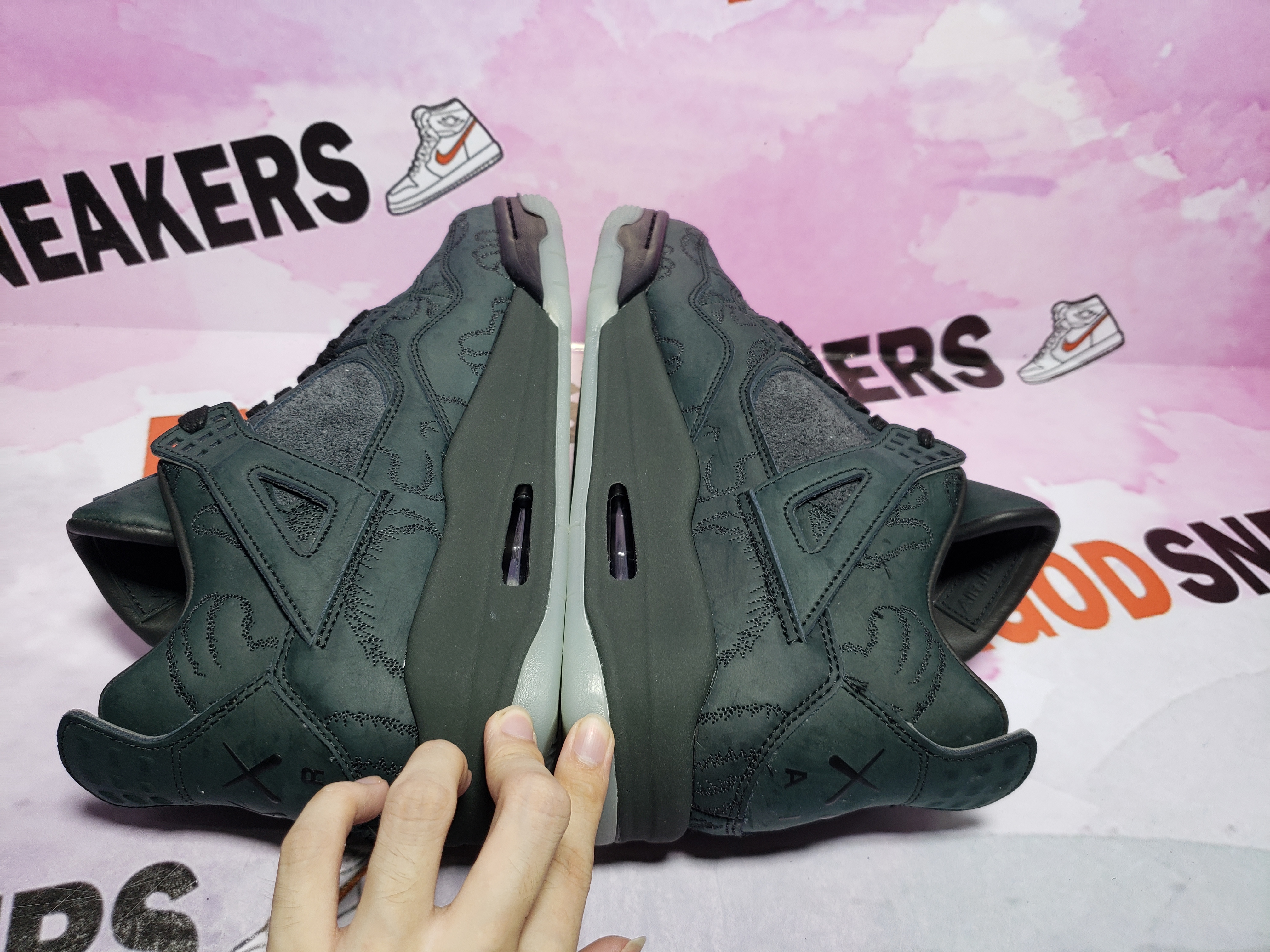 PKGoden Jordan 4 Retro Kaws Black 930155-001