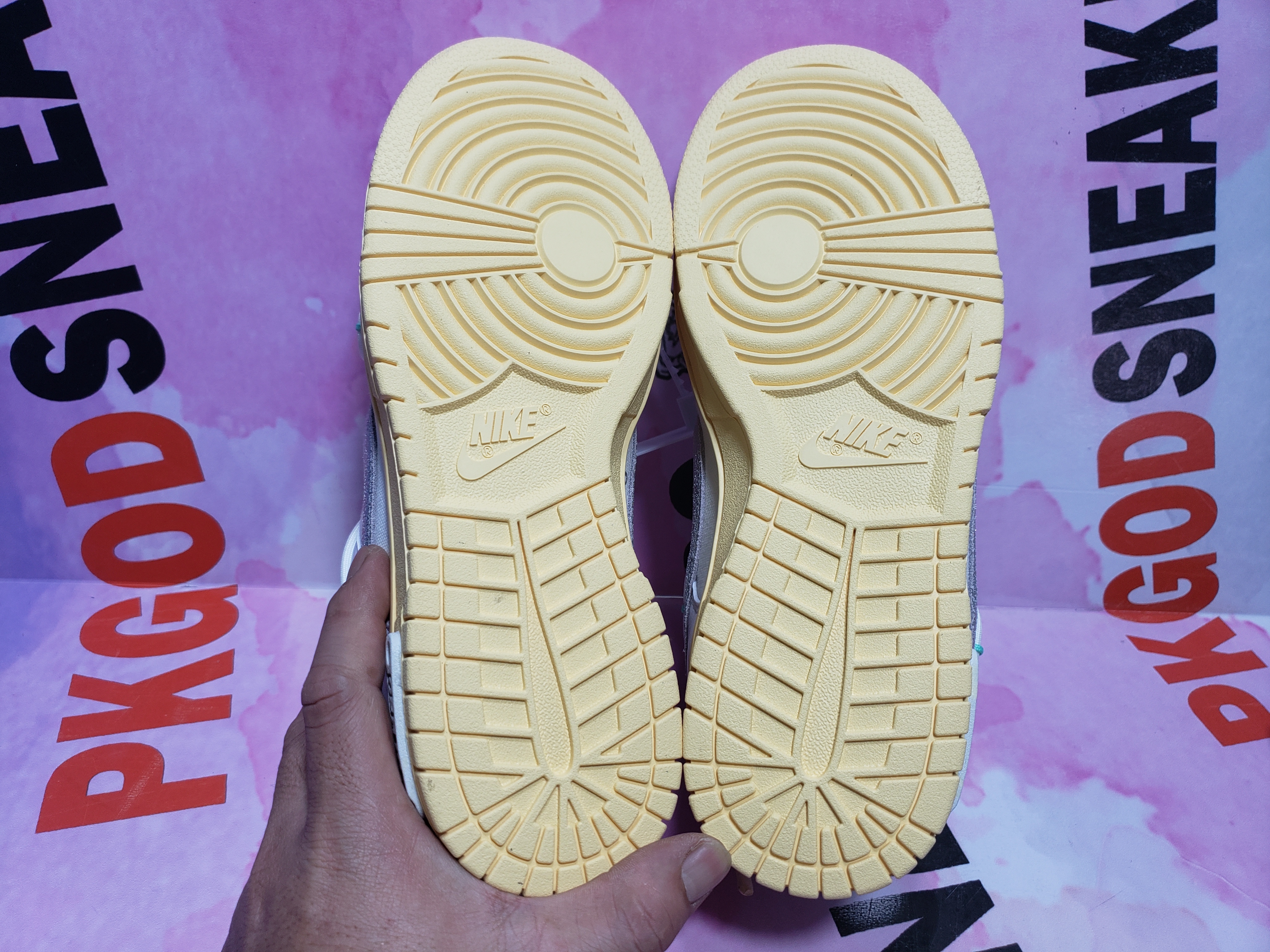 PKGoden Dunk Low Off-White Lot 1 DM1602-127