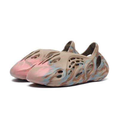 og Yeezy Foam RNNR MX Sand Grey GY3969 02