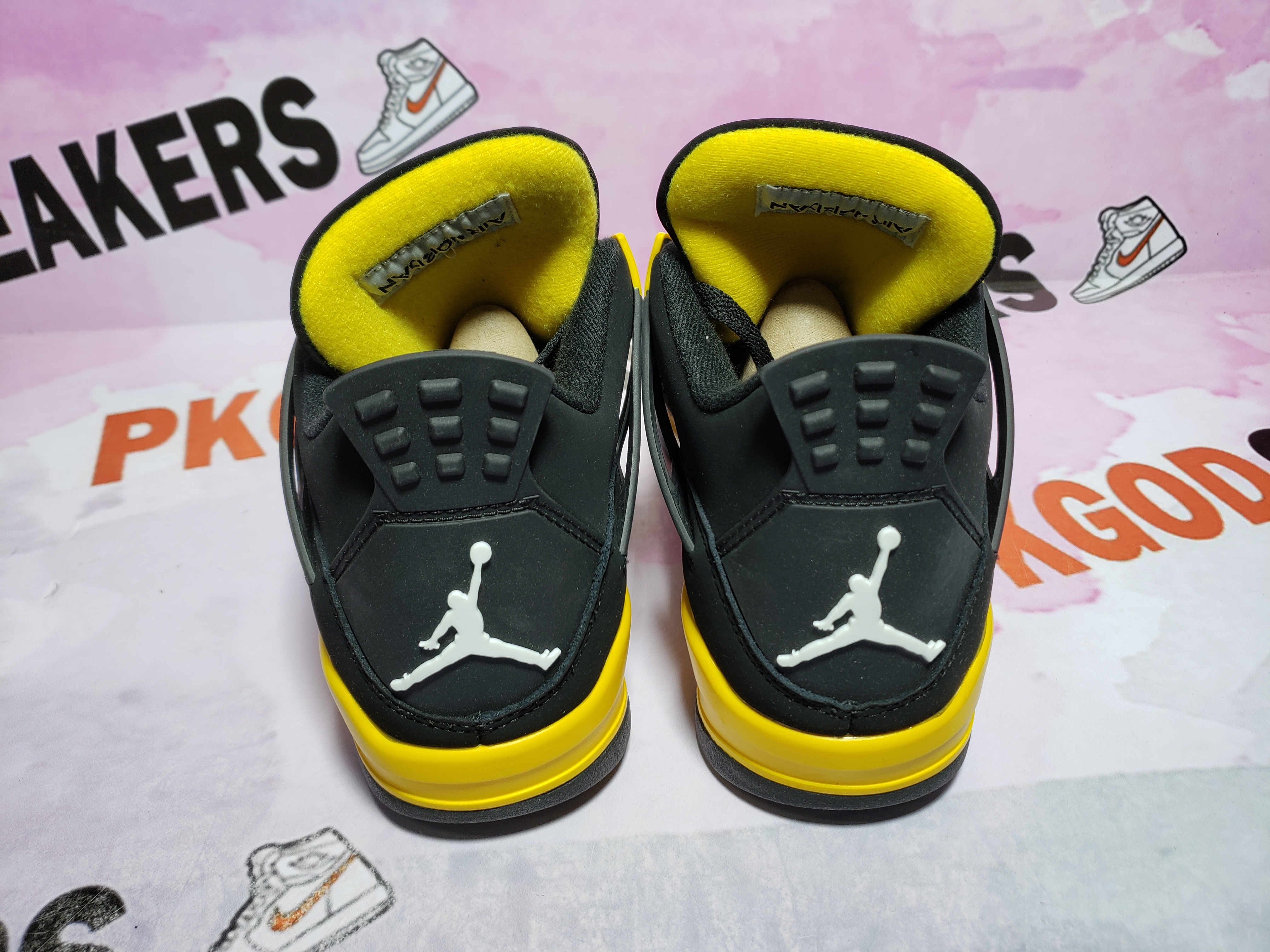 PKGoden Jordan 4 Retro Thunder 308497-008