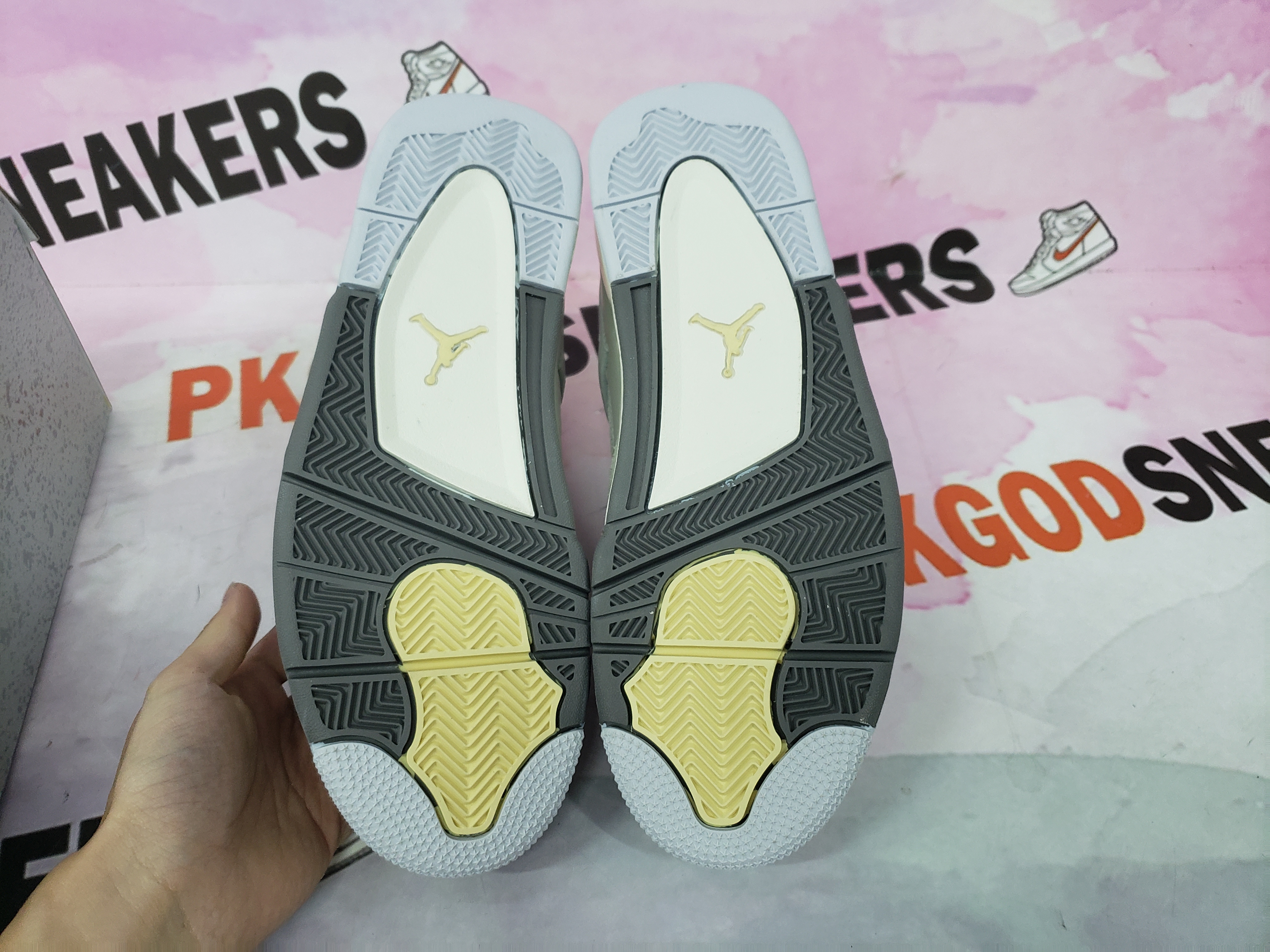 PKGoden Jordan 4 Retro SE Craft Photon Dust  DV3742-021