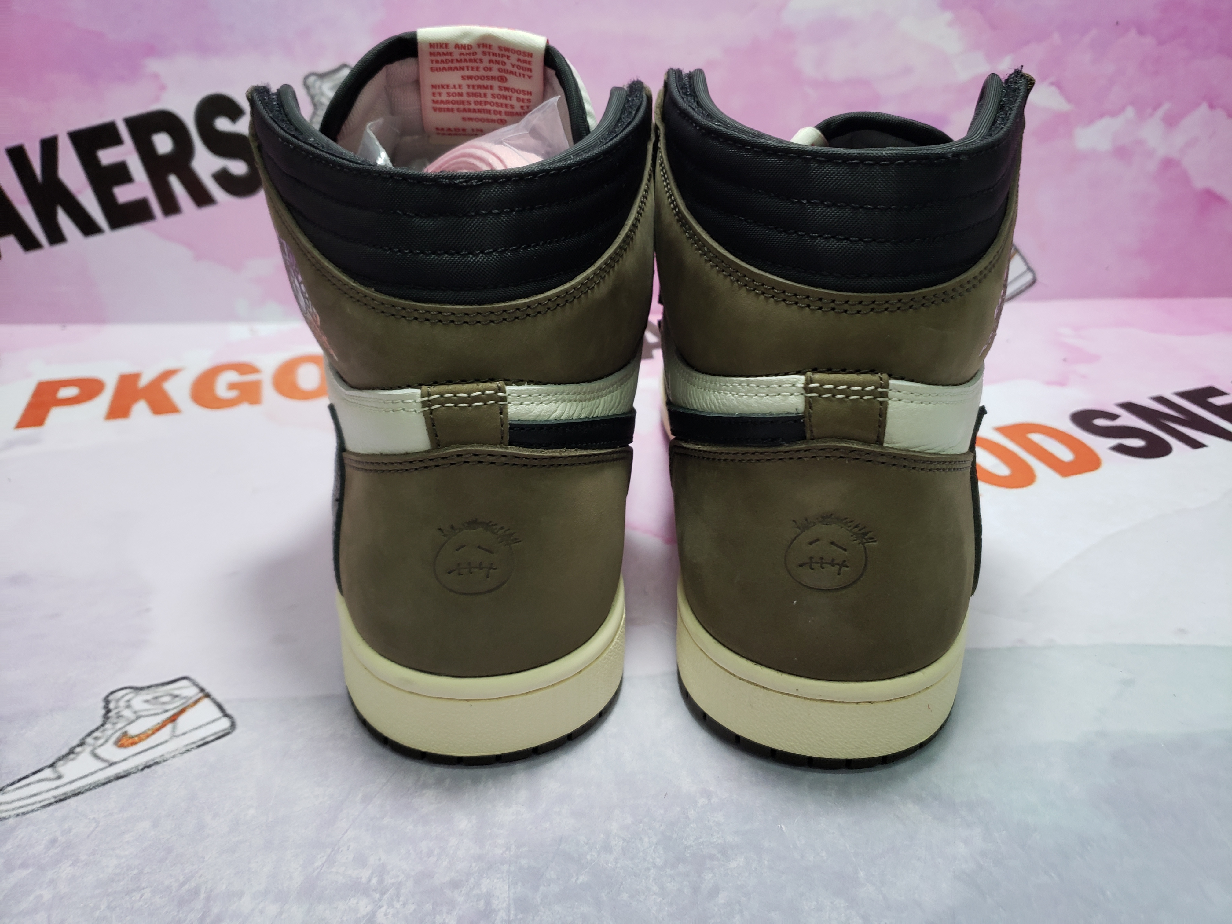 🔥Flash Sale 99$🔥PKGoden Jordan 1 Retro High Travis Scott CD4487-100