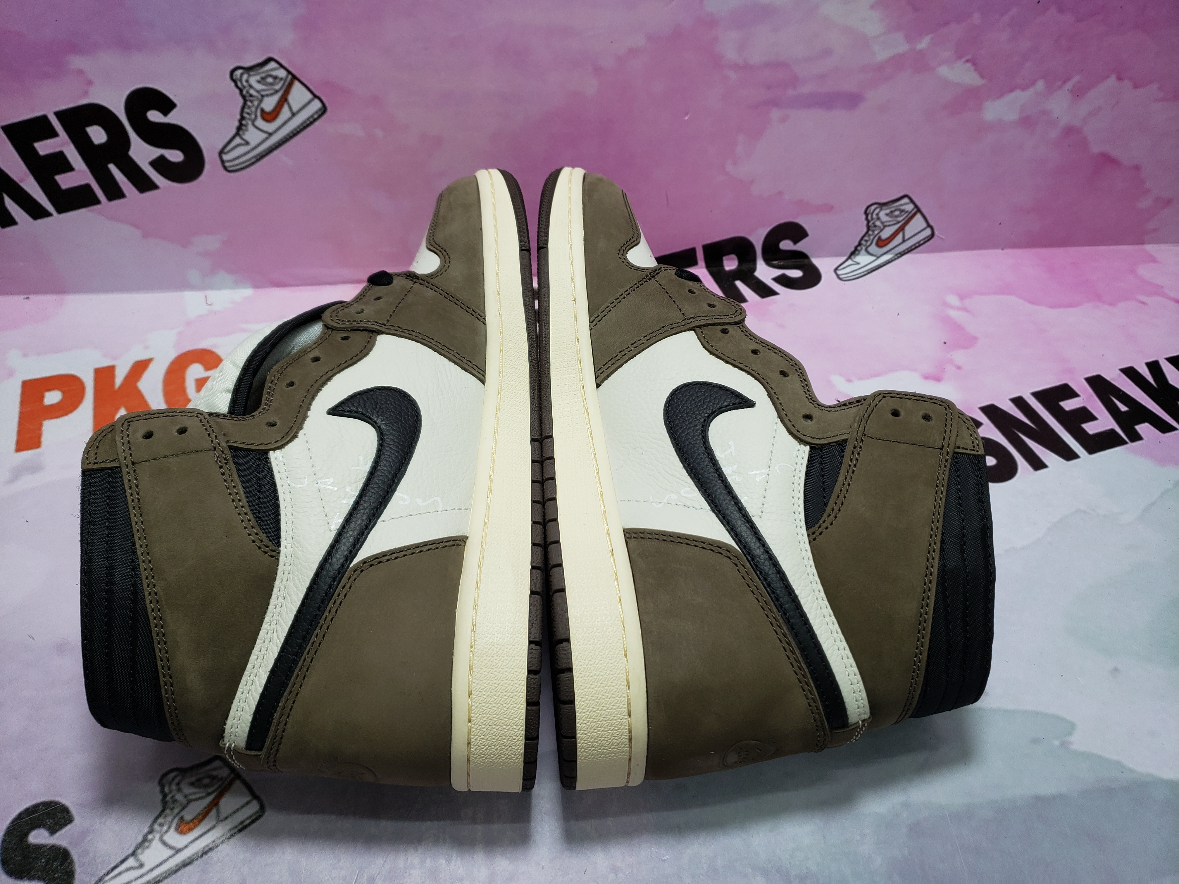 🔥Flash Sale 99$🔥PKGoden Jordan 1 Retro High Travis Scott CD4487-100