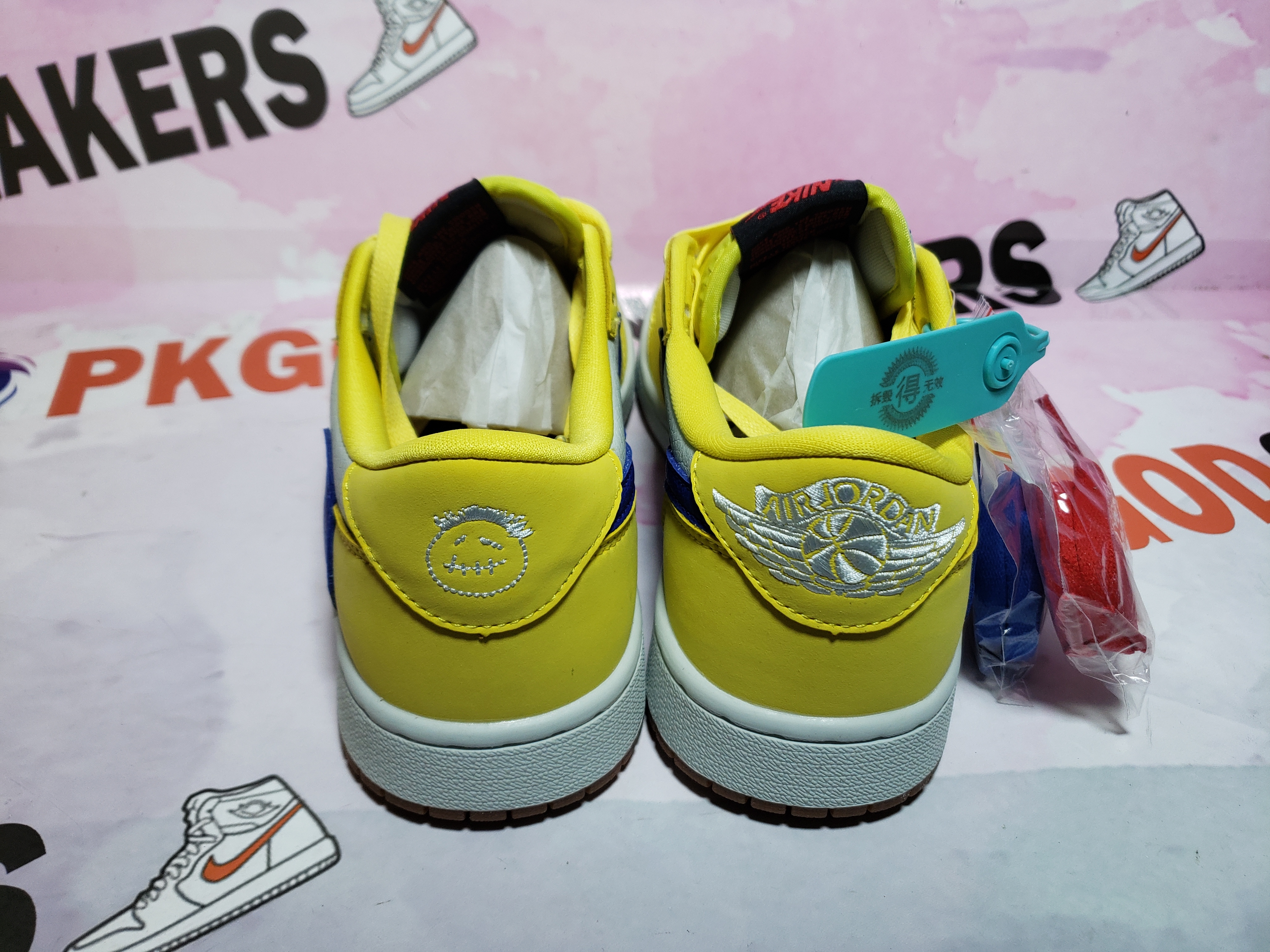 BoostMasterLin Jordan 1 Retro Low OG SP Travis Scott Canary DZ4137-700