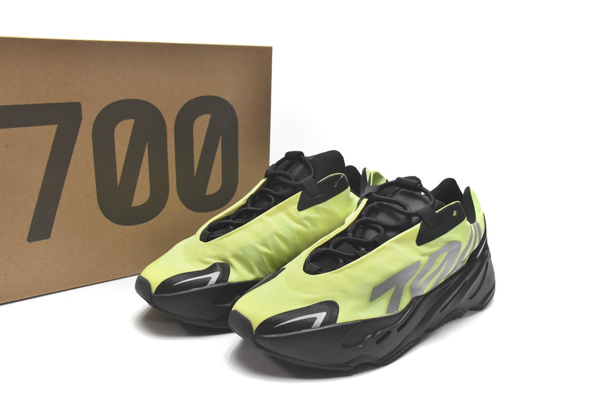 PKGoden Yeezy Boost 700 MNVN Triple Black FY3727
